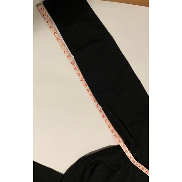 NWOT Zara High Rise Mom Slim Fit Jeans in Black Sz 2 - Picture 8 of 11